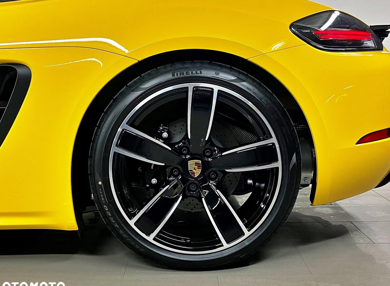 Porsche 718 Cayman cena 559000 przebieg: 2565, rok produkcji 2023 z Poniec małe 781